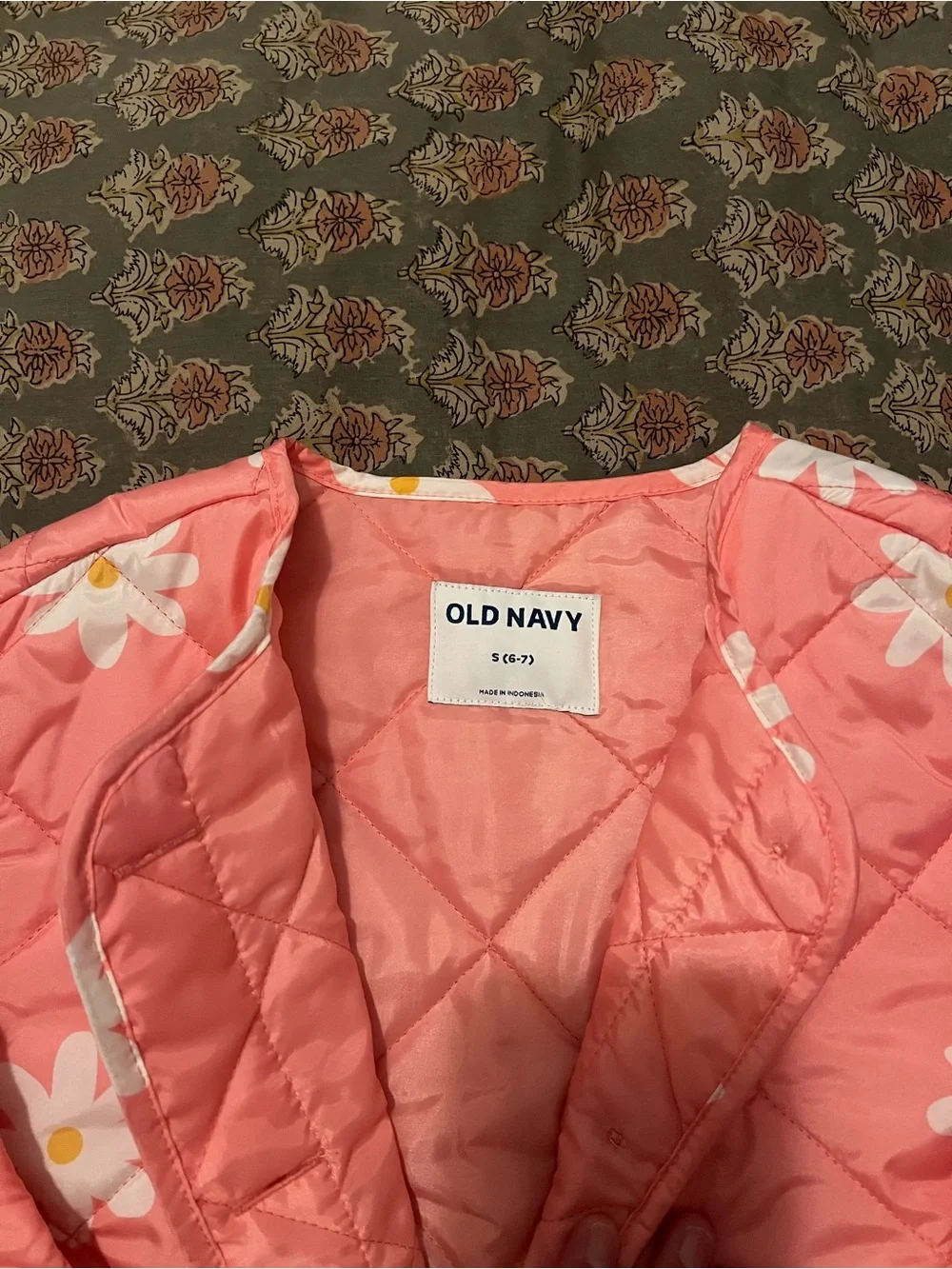 Old Navy lightweight quilted
